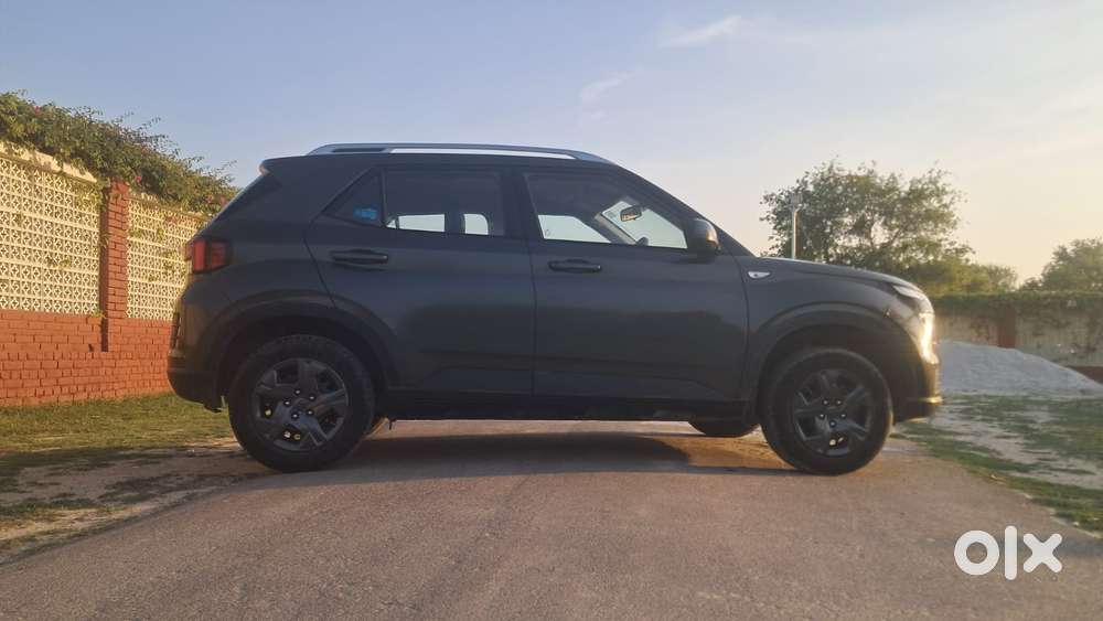 Hyundai Venue S Mt 1.2 Kappa, 2023, Petrol