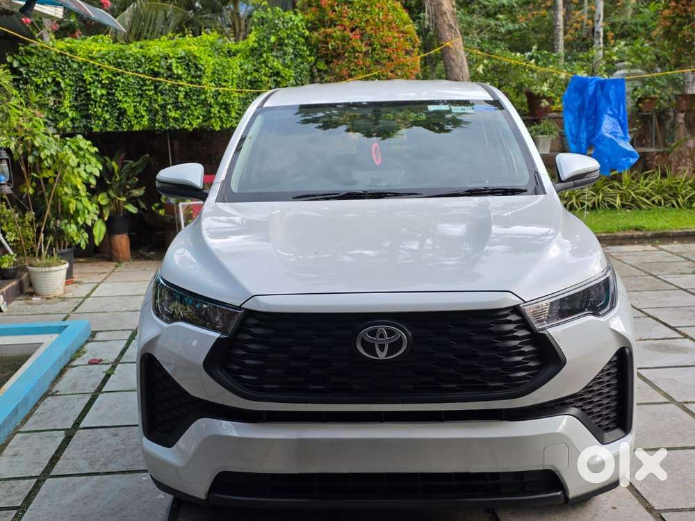 Toyota Innova Hycross 2.0 G-slf 8 Str, 2024, Petrol