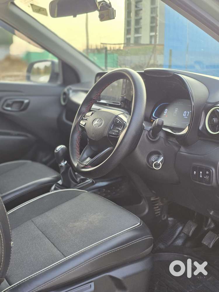 Hyundai Exter Sx 1.2 Cng Mt, 2025, Cng & Hybrids