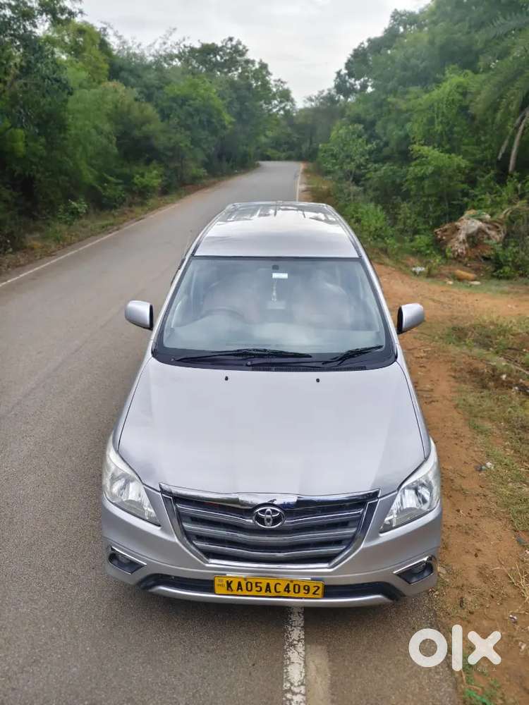 Toyota Innova 2.5g Bs4 2011