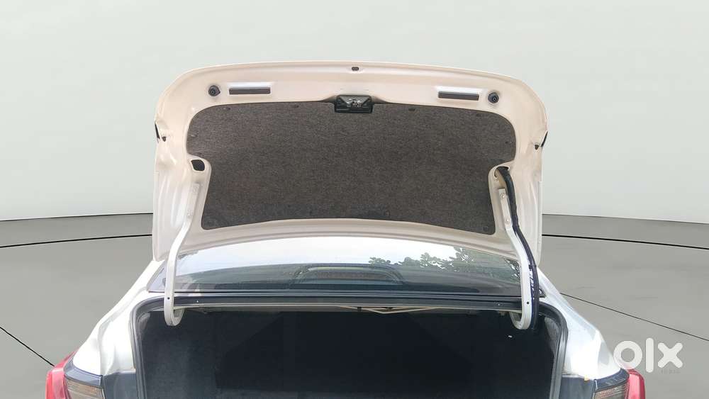 Honda City 1.5 V Mt, 2024, Petrol