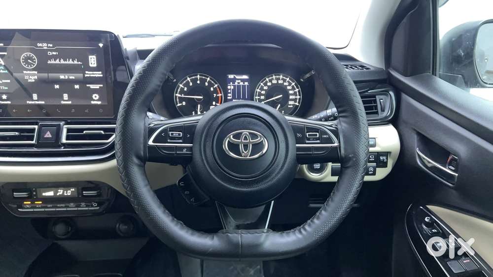 Toyota Glanza 1.2 V Amt, 2024, Petrol