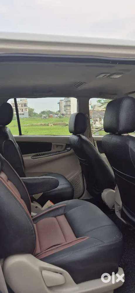 Toyota Innova 2.5 Gx 2012