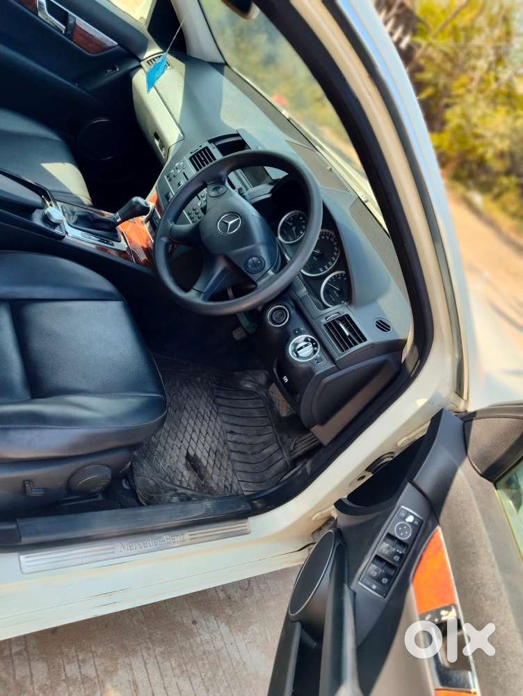 Mercedes-benz C-class C 200, 2011, Petrol
