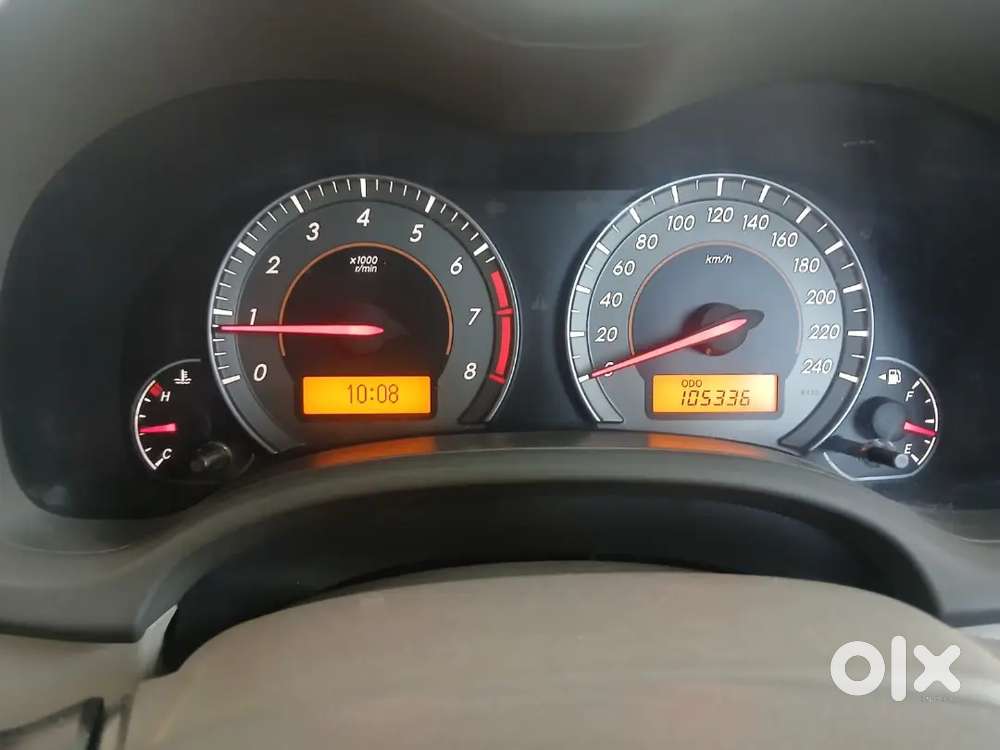 Toyota Corolla Altis 2010