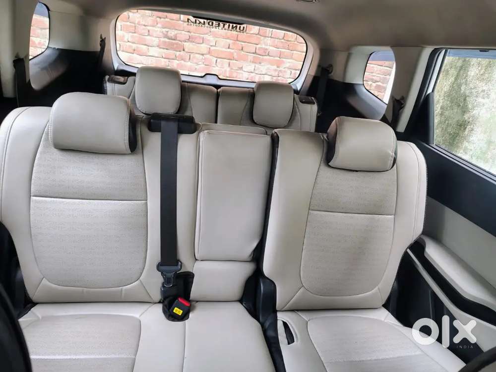 Kia Carens Clavis 2025