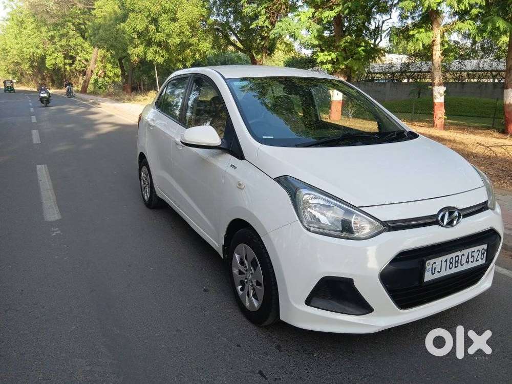 Hyundai Xcent 1.2l Kappa Dual Vtvt 5-speed Manual Base, 2014, Petrol