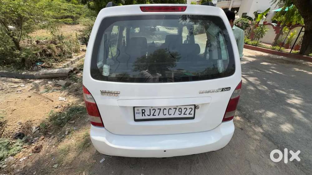 Well Maintain Car. Koi Kharcha Nhi He Car Me. Call Number