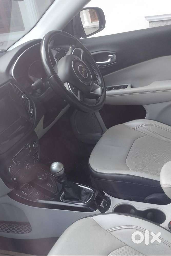 4 X 4 Jeep Compass