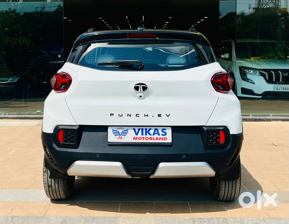 Tata Punch Ev Empowered Plus S Lr, 2024, Electric