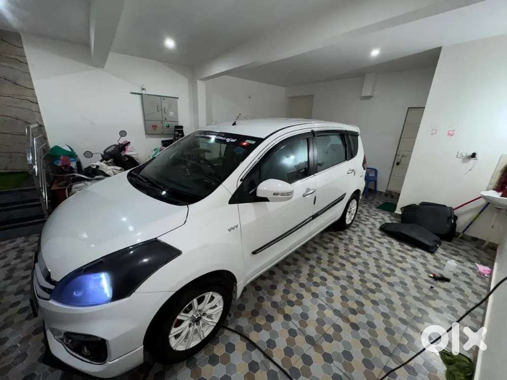 Maruti Suzuki Ertiga 2017 Petrol  Zxi+ Additional Fittings Worth 1.5lk