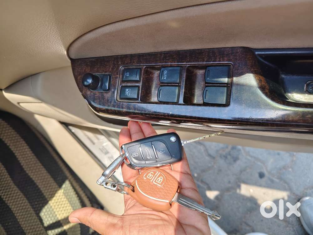 Maruti Suzuki Swift Dzire Vdi Regalia Limited Edition Mt, 2015, Dies..
