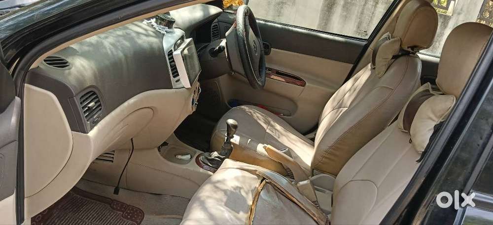 Verna. Hyundai