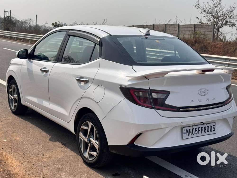 Hyundai Aura 2024 Petrol Well Maintained