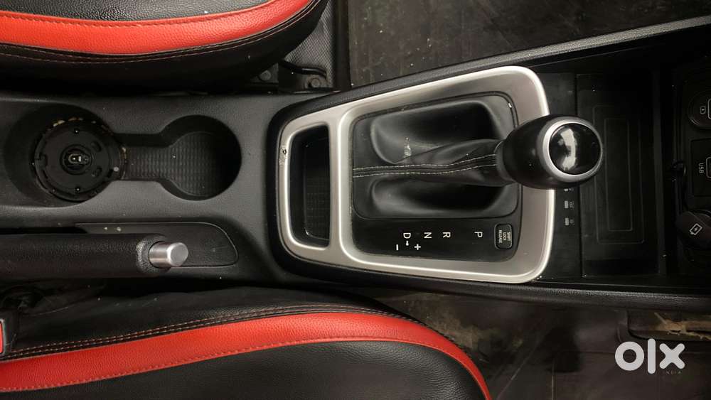Hyundai Venue Sx Plus Turbo Dct, 2019, Petrol