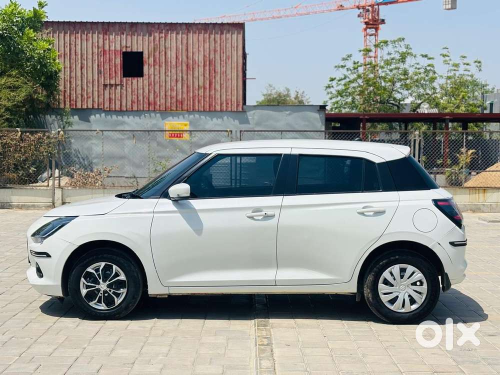 Maruti Suzuki Swift 1.2 Vxi (o), 2024, Petrol
