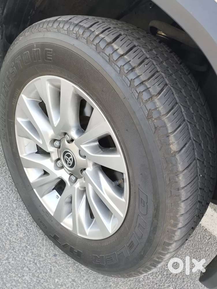 Toyota Fortuner 4x2 At 2.7 Petrol, 2025, Petrol