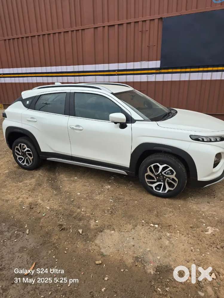 New Maruti Suzuki Fronx 2025 Cng & Hybrids 1230 Km Driven