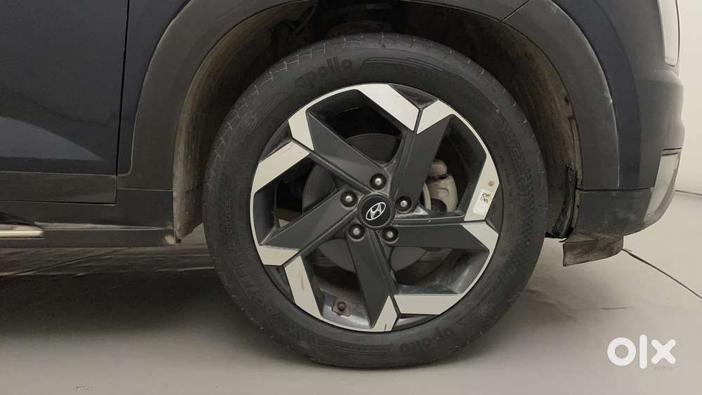 Hyundai Alcazar 2.0 Signature (o) Petrol At 6 Str, 2022, Petrol