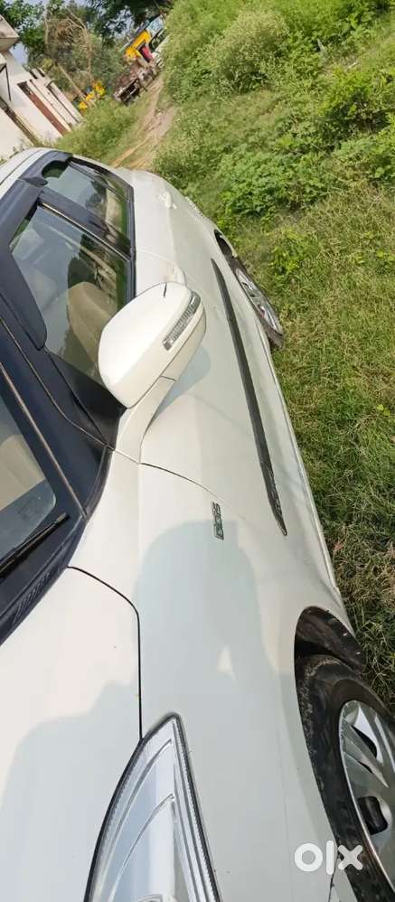 Maruti Suzuki Dzire 2014 Diesel 130000 Km Driven