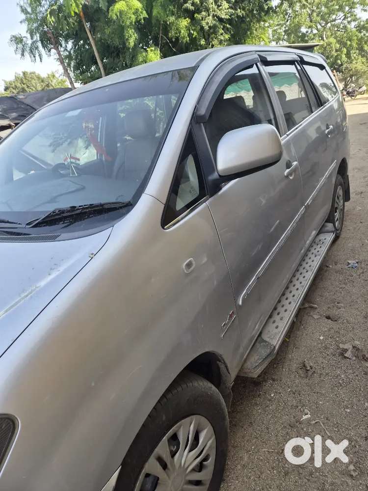 Toyota Innova Diesel 2011