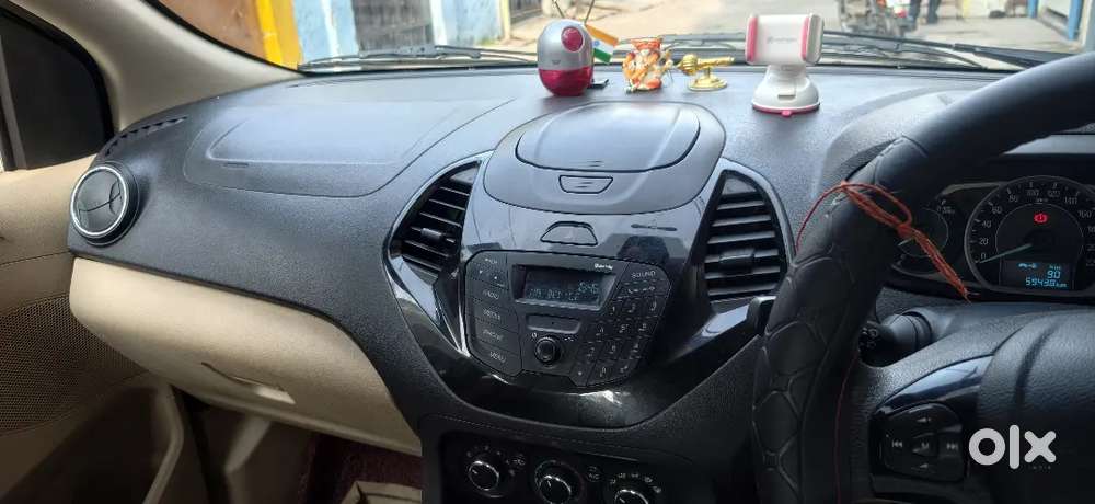 Ford Figo Aspire 2015 Petrol 59000 Km Driven 4 New Tyre