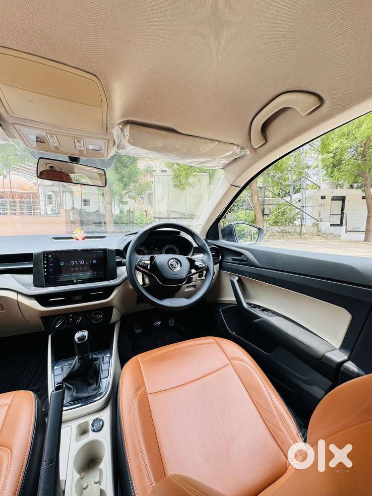 Skoda Slavia 1.0 Active Tsi, 2022, Petrol