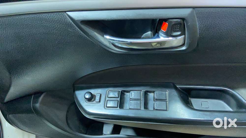 Maruti Suzuki Swift Vxi, 2017, Petrol