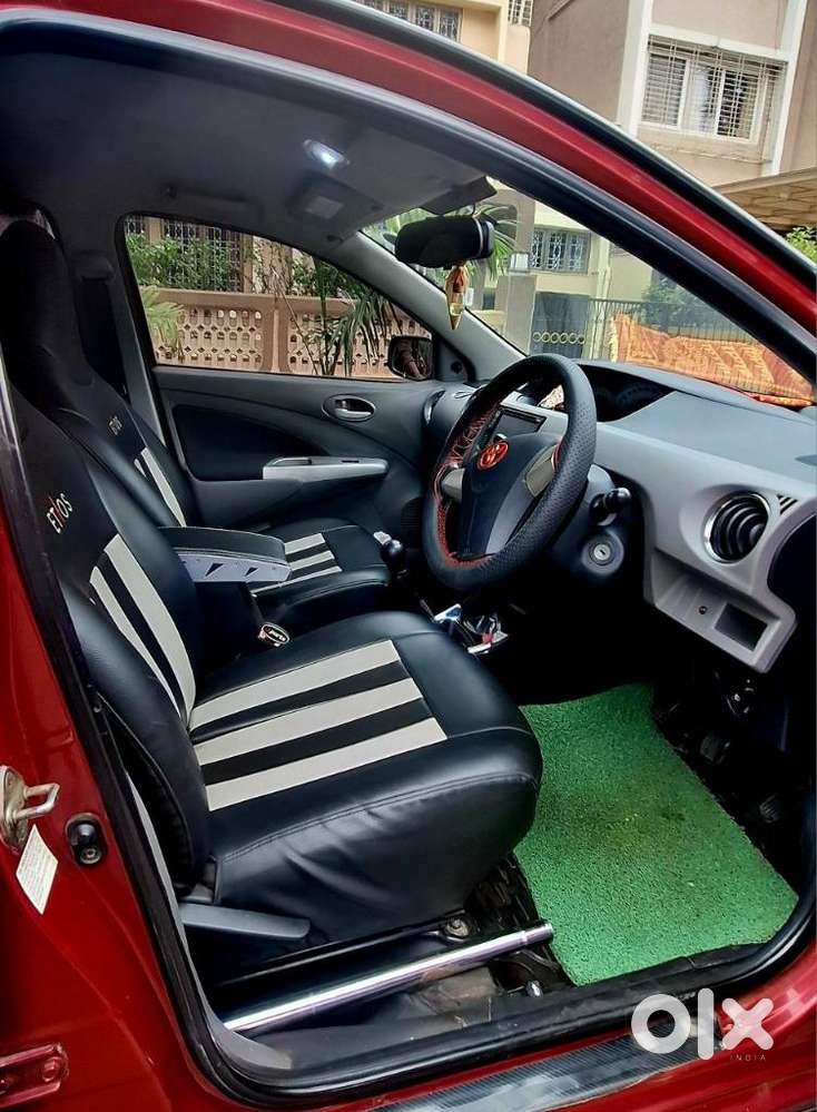 Toyota Etios Liva V, 2011, Petrol