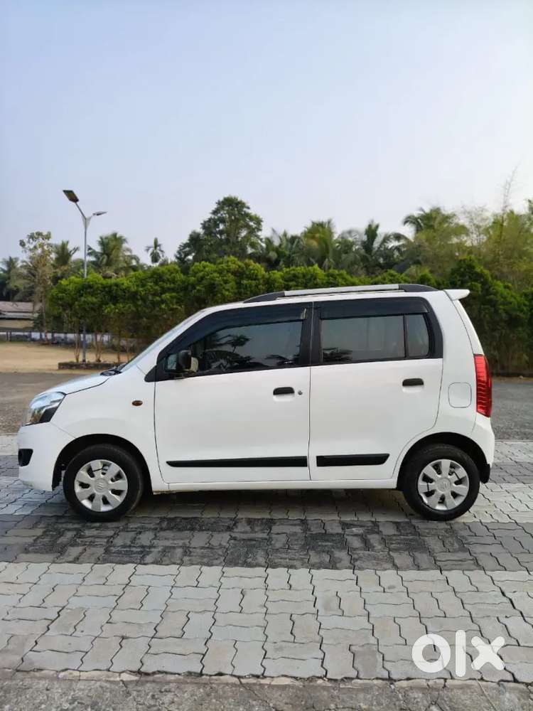 Well Maintained Family Car...