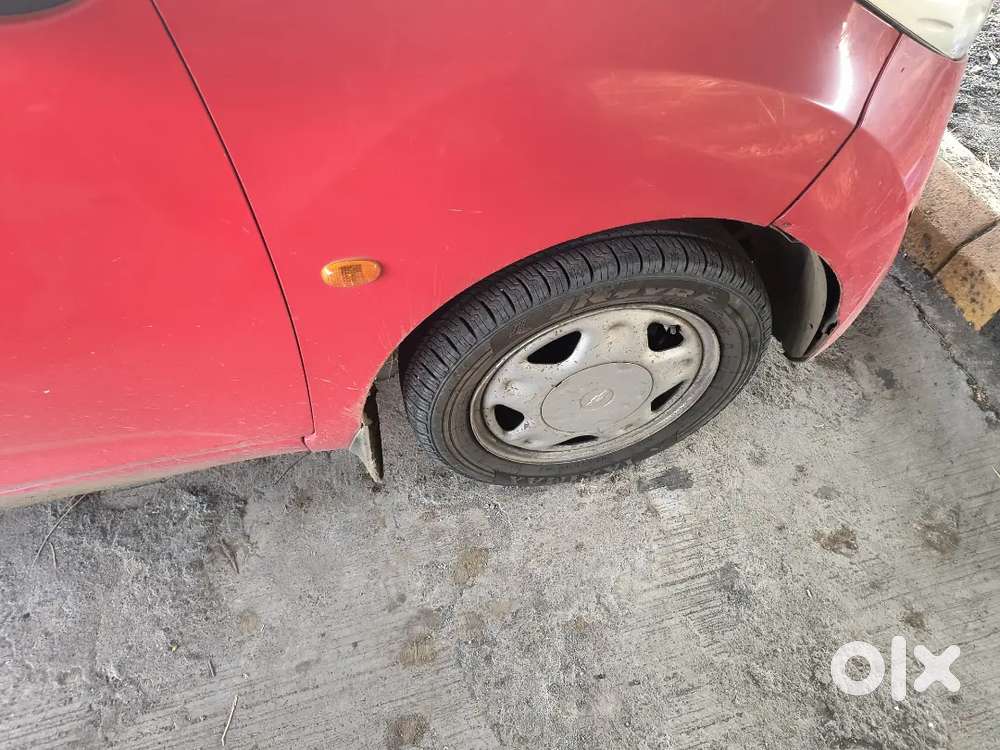 Red Chevrolet Beat Diesel 2011