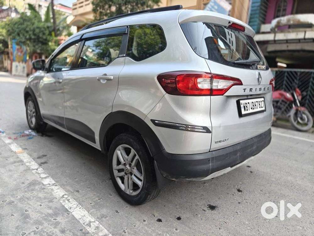 Renault Triber Rxz, 2021, Petrol