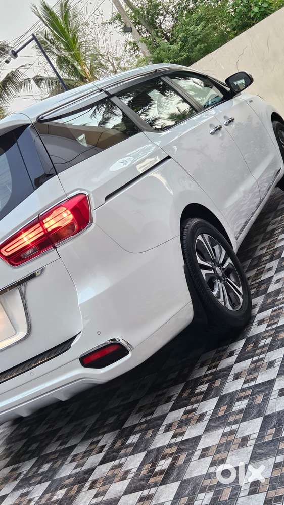 Kia Carnival Limousine, 2021, Diesel