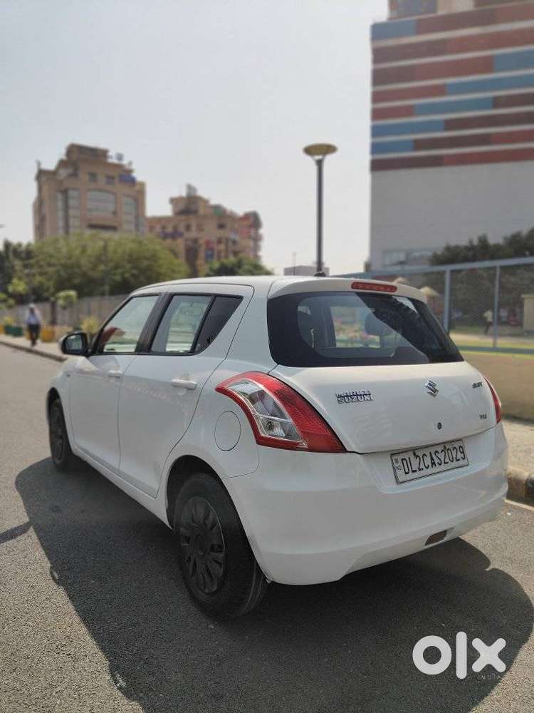 Maruti Suzuki Swift Vxi + Manual, 2013, Cng & Hybrids