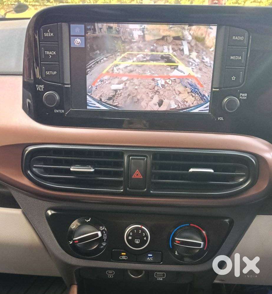 Hyundai Aura 1.2 Sx Cng, 2023, Cng & Hybrids