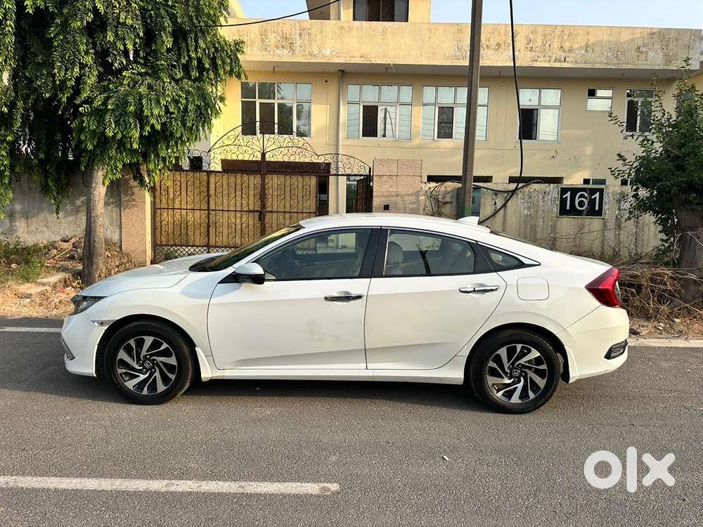 2020 Honda Civic 1st Owner Car With Brand New Tyre