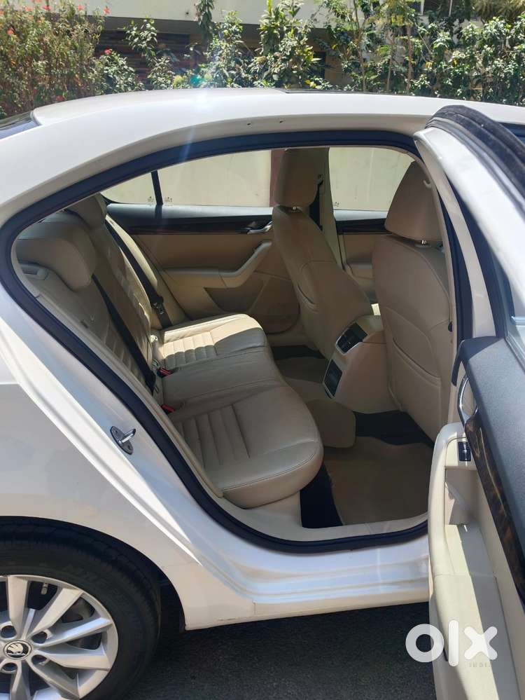 Skoda Octavia 2013-2017 Style Plus 1.8 Tsi At, 2016, Petrol