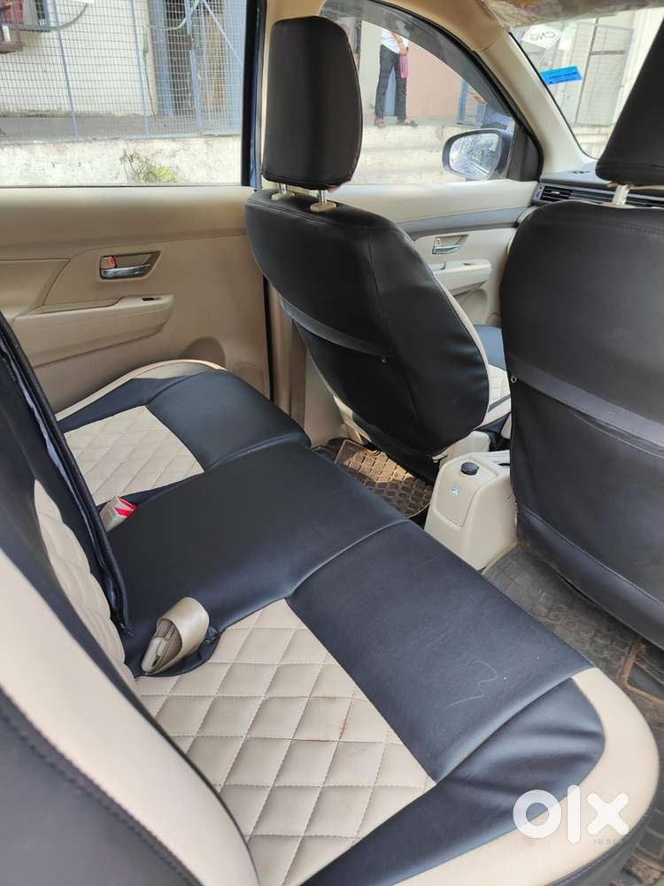 Maruti Suzuki Ertiga Vxi Cng Oct 2022 1st Owner