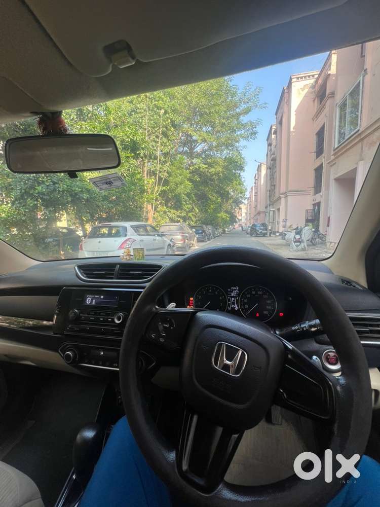 2018 Honda Amaze V