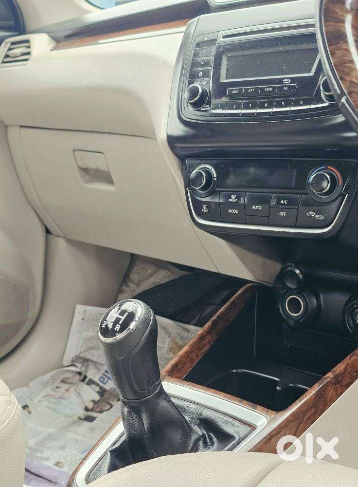 Maruti Suzuki Swift Dzire 1.2 Zxi Bsiv, 2018, Petrol
