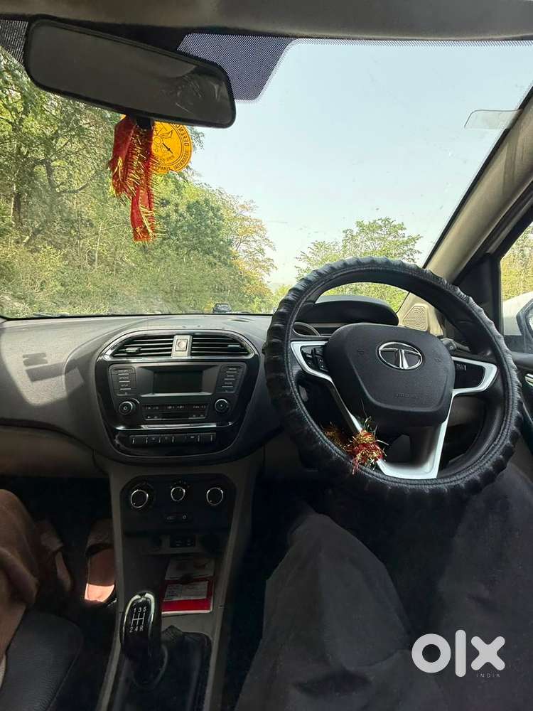 Tata Tiago Petrol 2017
