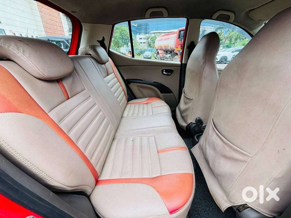 Hyundai I10 Sportz At, 2013, Petrol