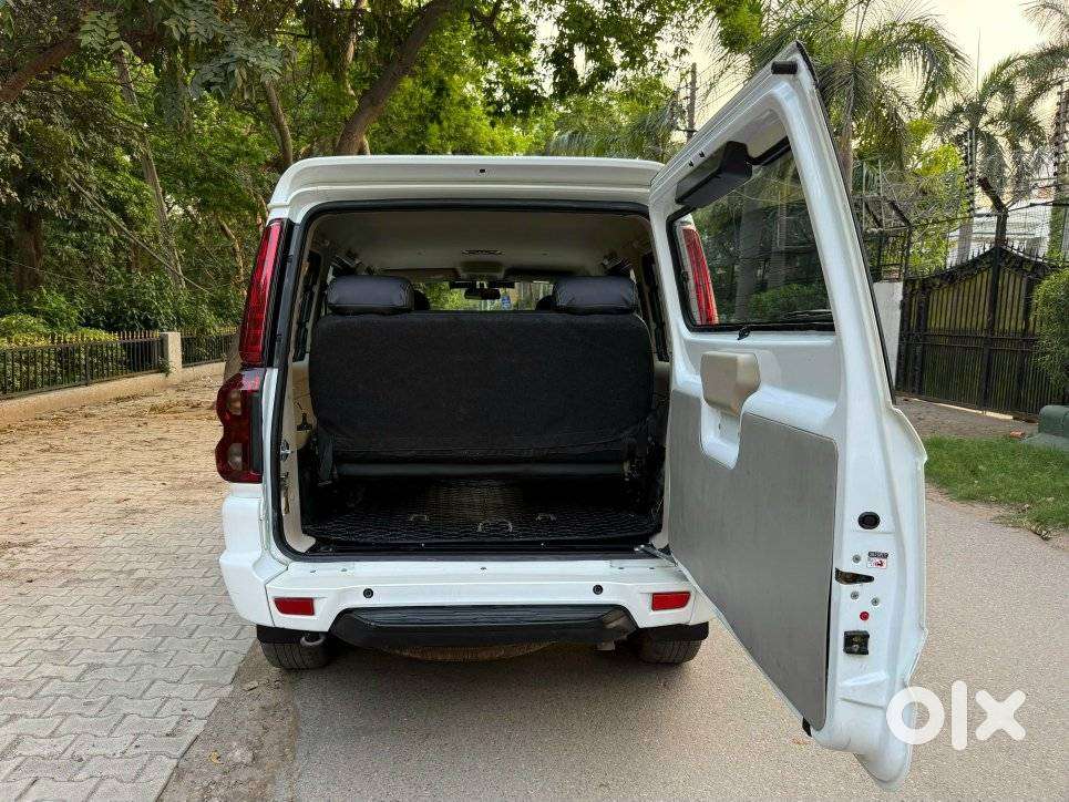 Mahindra Scorpio Classic 2.2 S 11 Mt 7 Str, 2023, Diesel