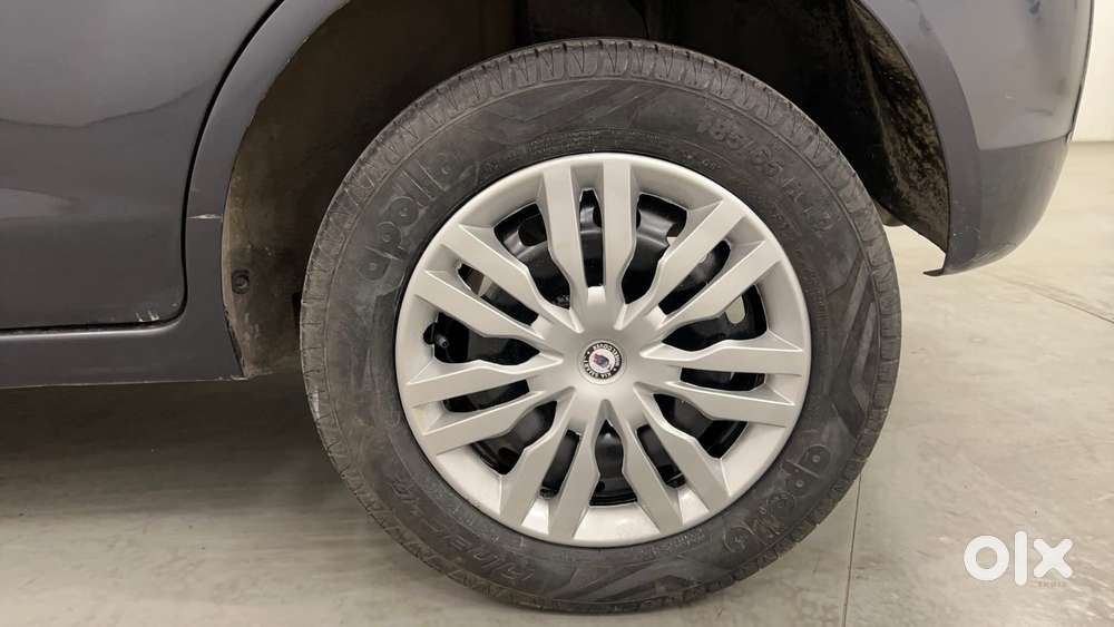 Ford Figo Petrol Zxi, 2012, Petrol