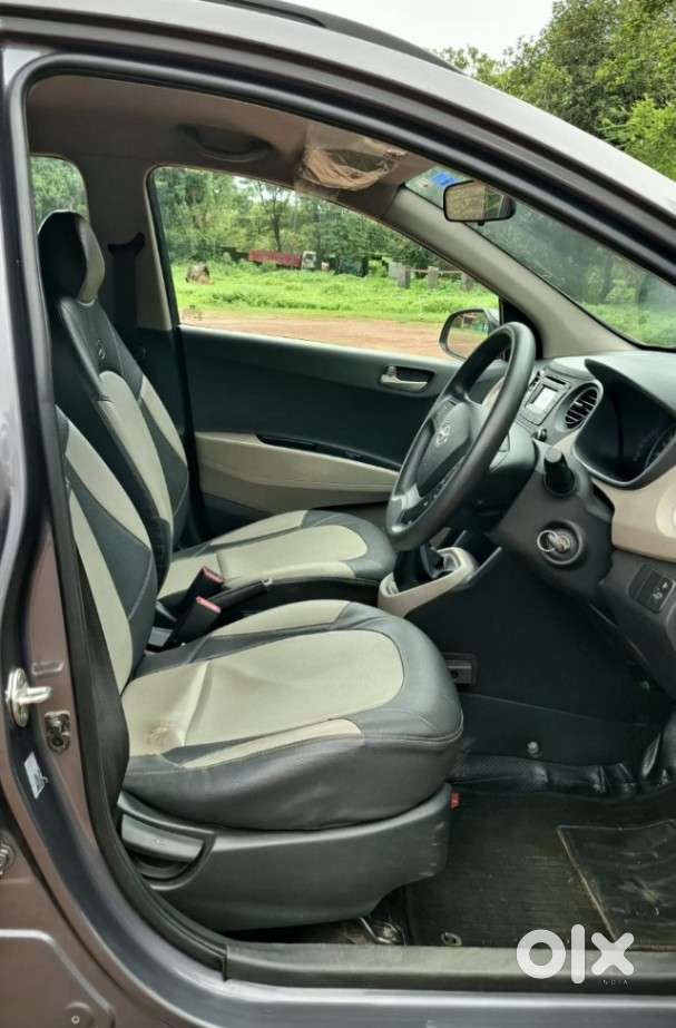 Hyundai Grand I10 Sportz, 2015, Petrol