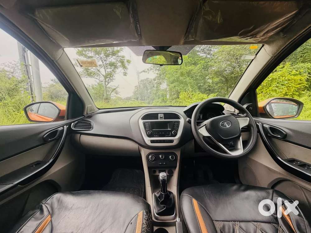 Tata Tiago 1.2 Revotron Xt Option, 2016, Petrol