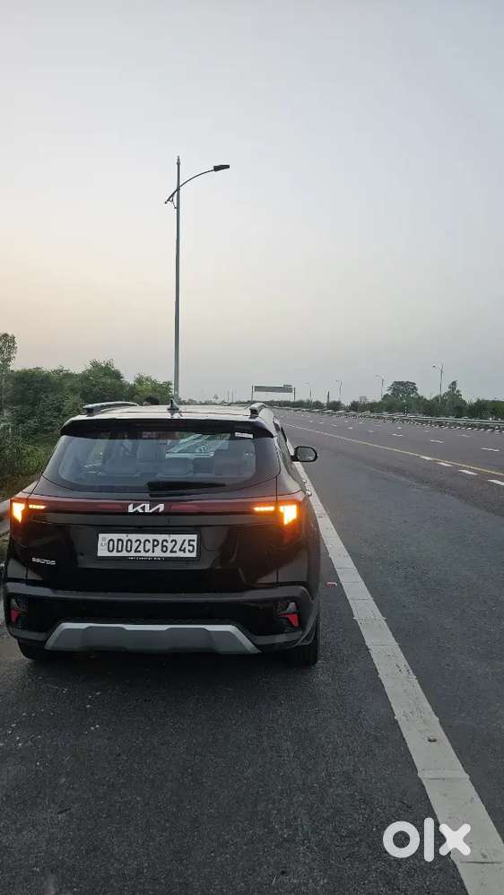 Kia Seltos 2024 Petrol Well Maintained