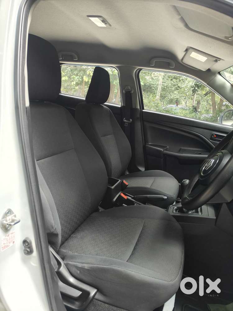 Maruti Suzuki Brezza Lxi S-cng, 2025, Cng & Hybrids
