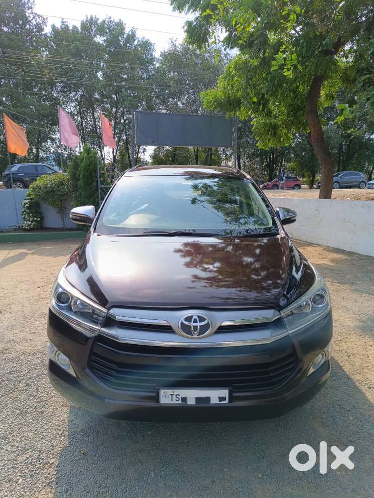Toyota Innova Crysta 2.8 Z, 2017, Diesel