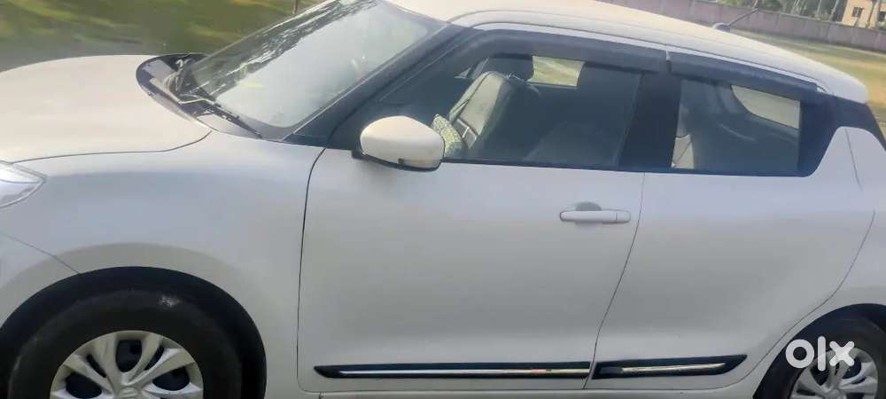 Maruti Suzuki Swift 2022 Petrol 93500 Km Driven